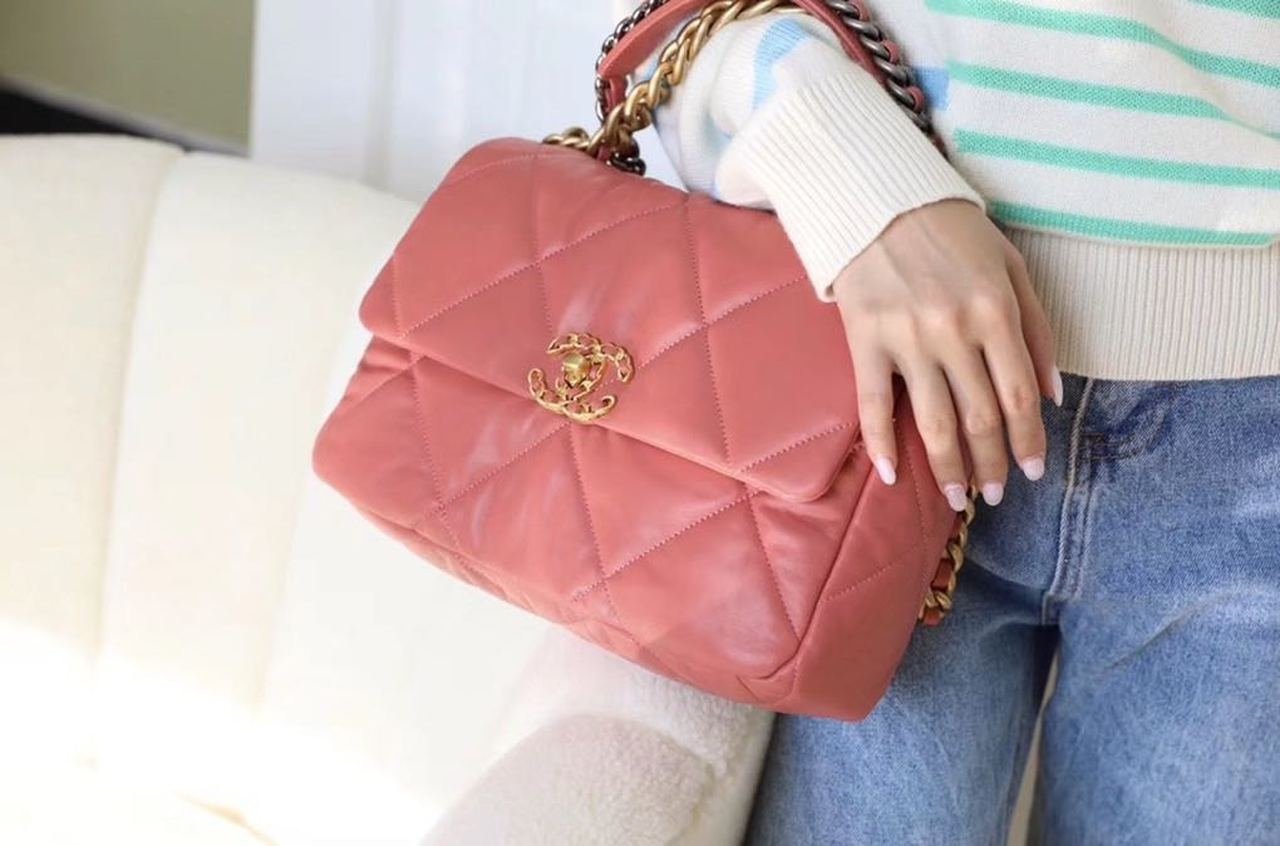Chanel 19 Flap Bag 26cm Goatskin Leather Spring/Summer Act 1 Collection, Salmon Pink