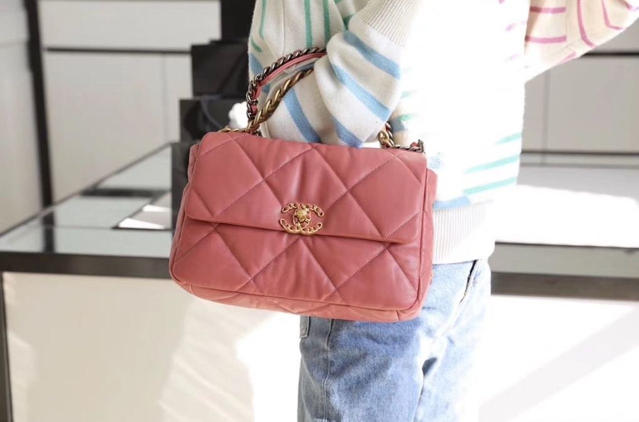 Chanel 19 Flap Bag 26cm Goatskin Leather Spring/Summer Act 1 Collection, Salmon Pink