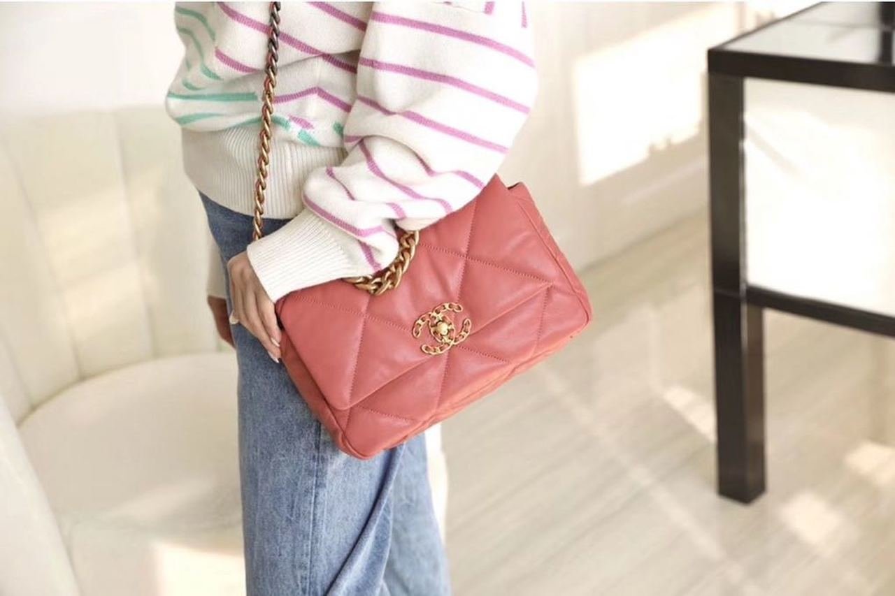 Chanel 19 Flap Bag 26cm Goatskin Leather Spring/Summer Act 1 Collection, Salmon Pink