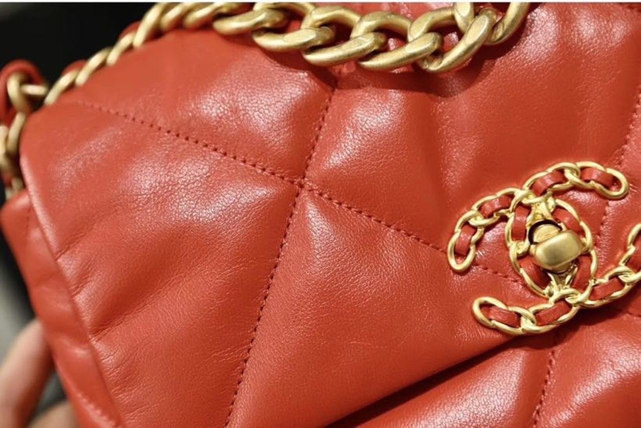 Chanel 19 Flap Bag 26cm Goatskin Leather Spring/Summer Act 1 Collection, Red