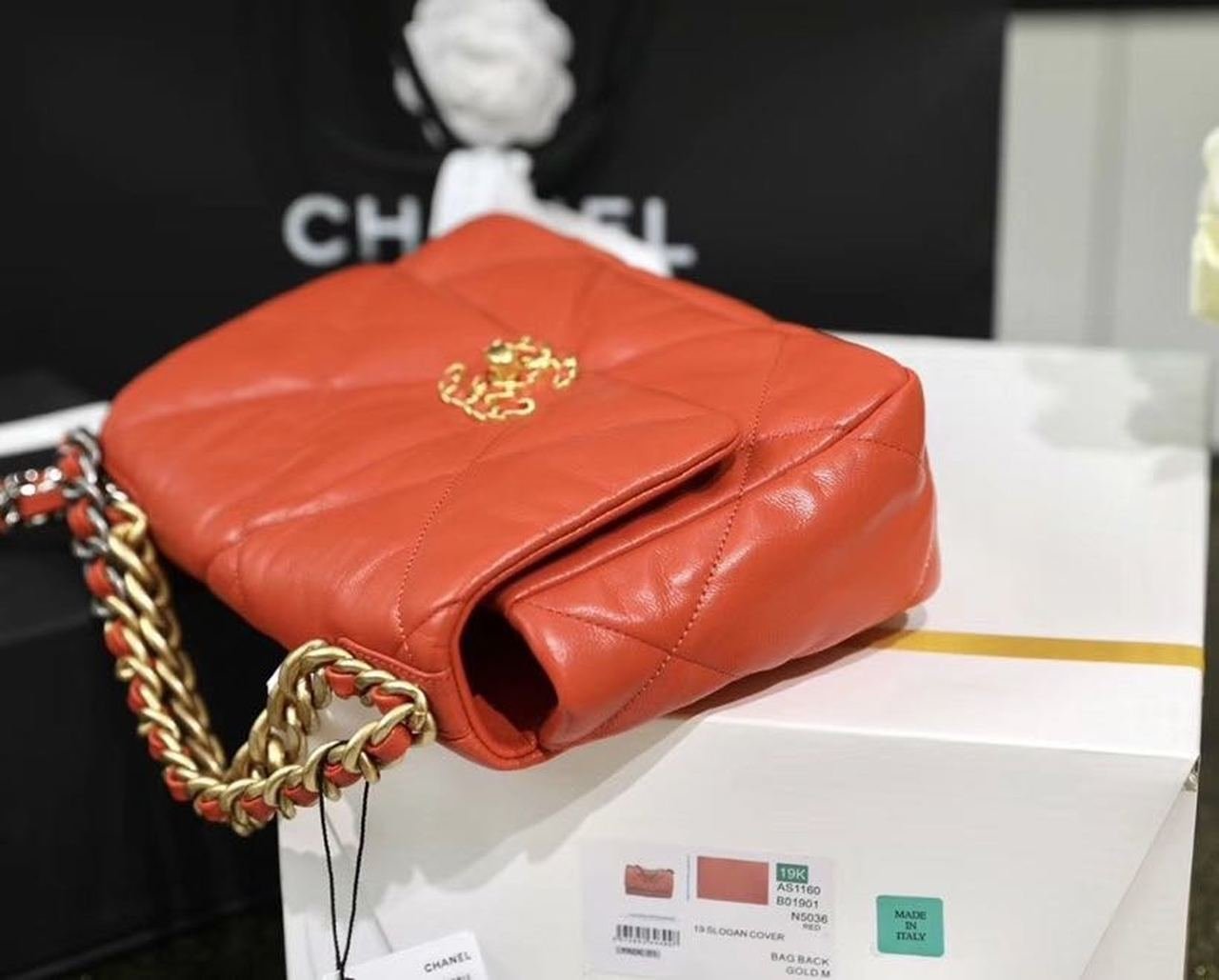 Chanel 19 Flap Bag 26cm Goatskin Leather Spring/Summer Act 1 Collection, Red