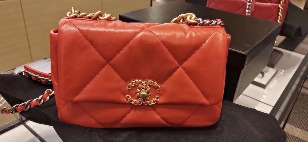 Chanel 19 Flap Bag 26cm Goatskin Leather Spring/Summer Act 1 Collection, Red