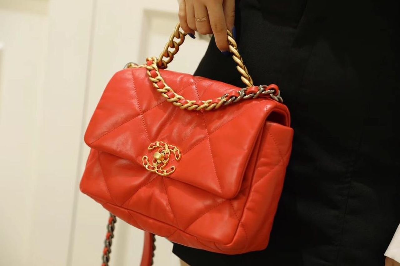 Chanel 19 Flap Bag 26cm Goatskin Leather Spring/Summer Act 1 Collection, Red