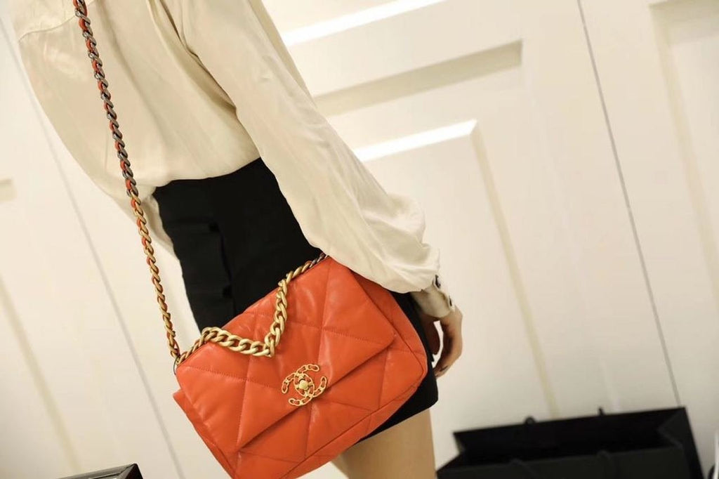 Chanel 19 Flap Bag 26cm Goatskin Leather Spring/Summer Act 1 Collection, Red
