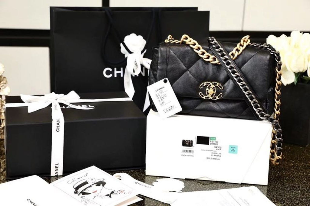 Chanel 19 Flap Bag 26cm Goatskin Leather Spring/Summer Act 1 Collection, Black