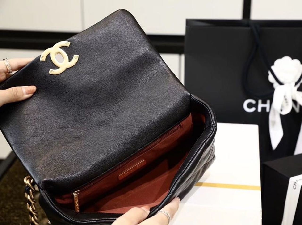 Chanel 19 Flap Bag 26cm Goatskin Leather Spring/Summer Act 1 Collection, Black