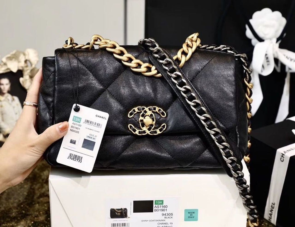 Chanel 19 Flap Bag 26cm Goatskin Leather Spring/Summer Act 1 Collection, Black