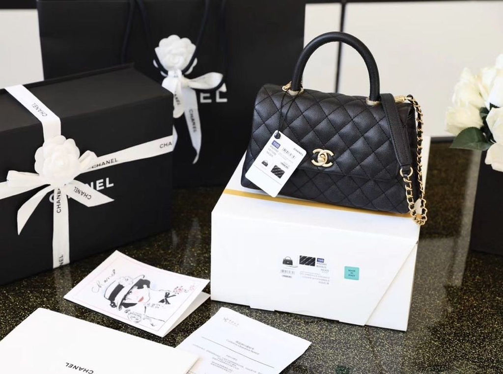 Chanel Coco Handle Quilted Lizard Handle Bag 24cm Caviar Leather Gold Hardware Spring/Summer Act 1 Collection, Black/Red