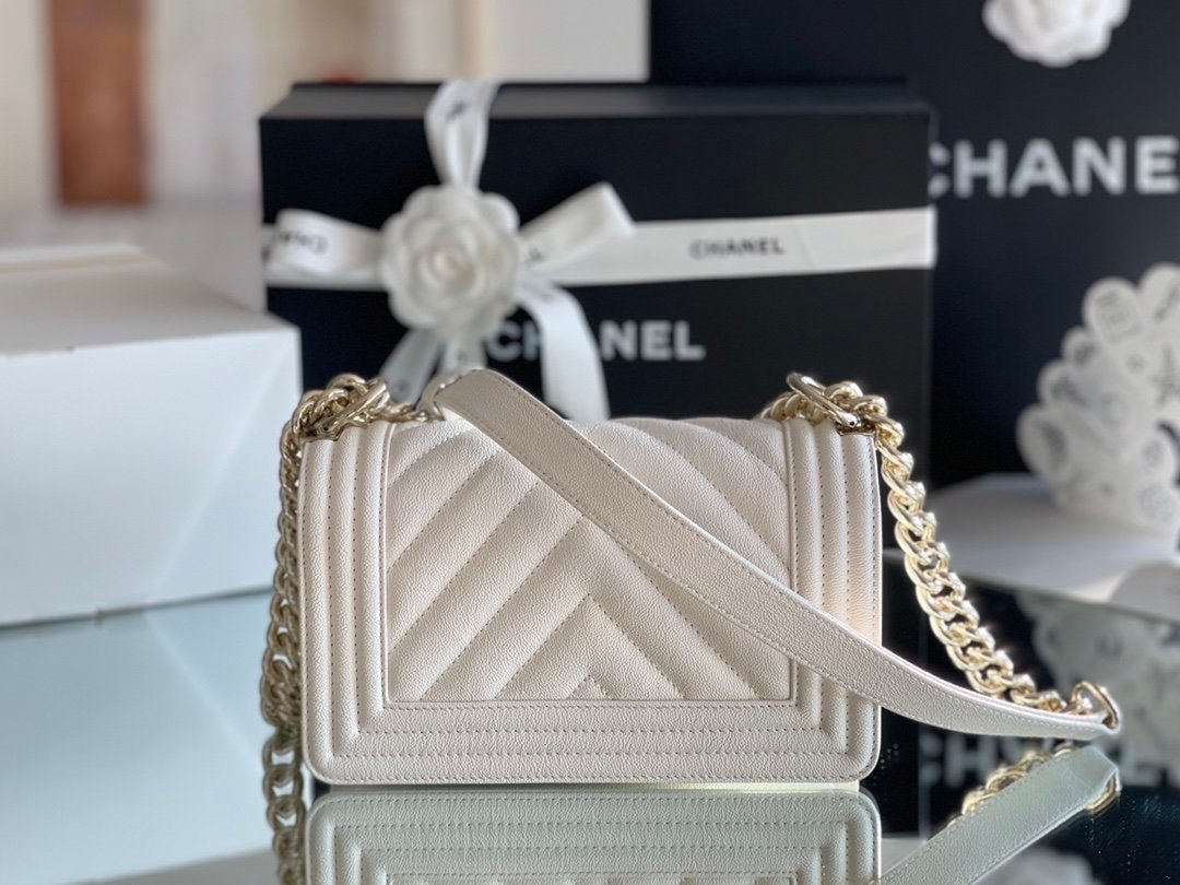 Chanel Mini Classic Flapbag 20cm White