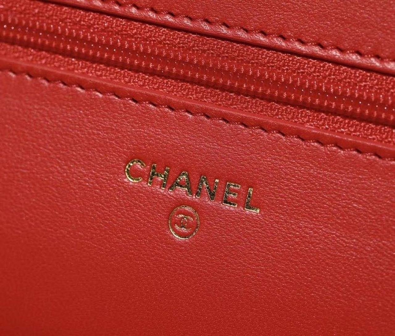 Chanel 19 WOC Flap Bag 20cm Goatskin Leather Spring/Summer Act 1 Collection, Red