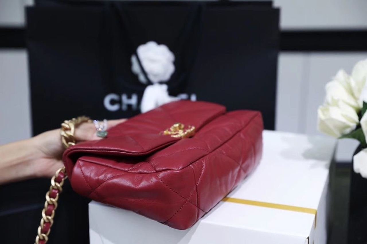 Chanel 19 Flap Bag 26cm Goatskin Leather Spring/Summer Act 1 Collection, Burgundy