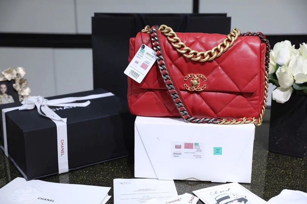 Chanel 19 Flap Bag 26cm Goatskin Leather Spring/Summer Act 1 Collection, Red
