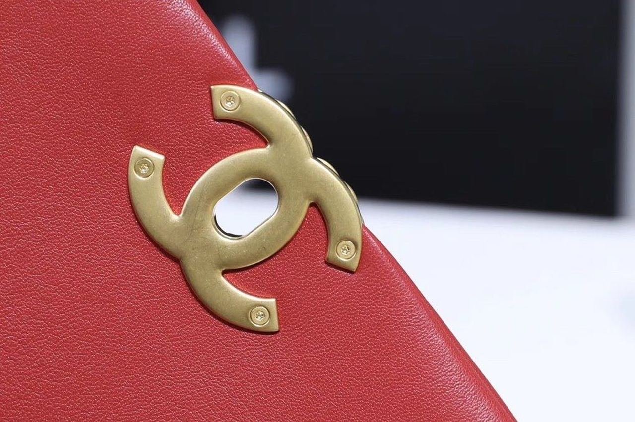Chanel 19 Flap Bag 26cm Goatskin Leather Spring/Summer Act 1 Collection, Red
