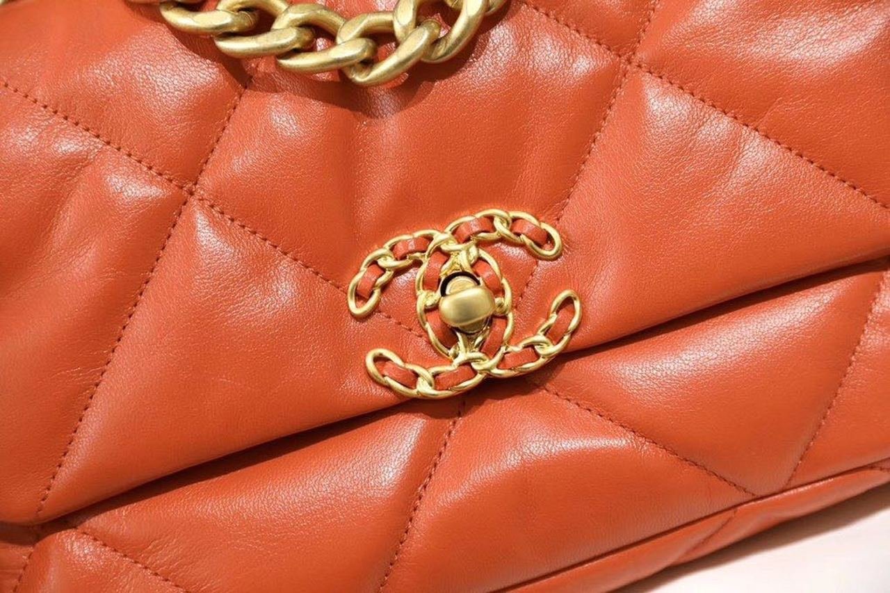 Chanel 19 Flap Bag 26cm Goatskin Leather Spring/Summer Act 1 Collection, Orange