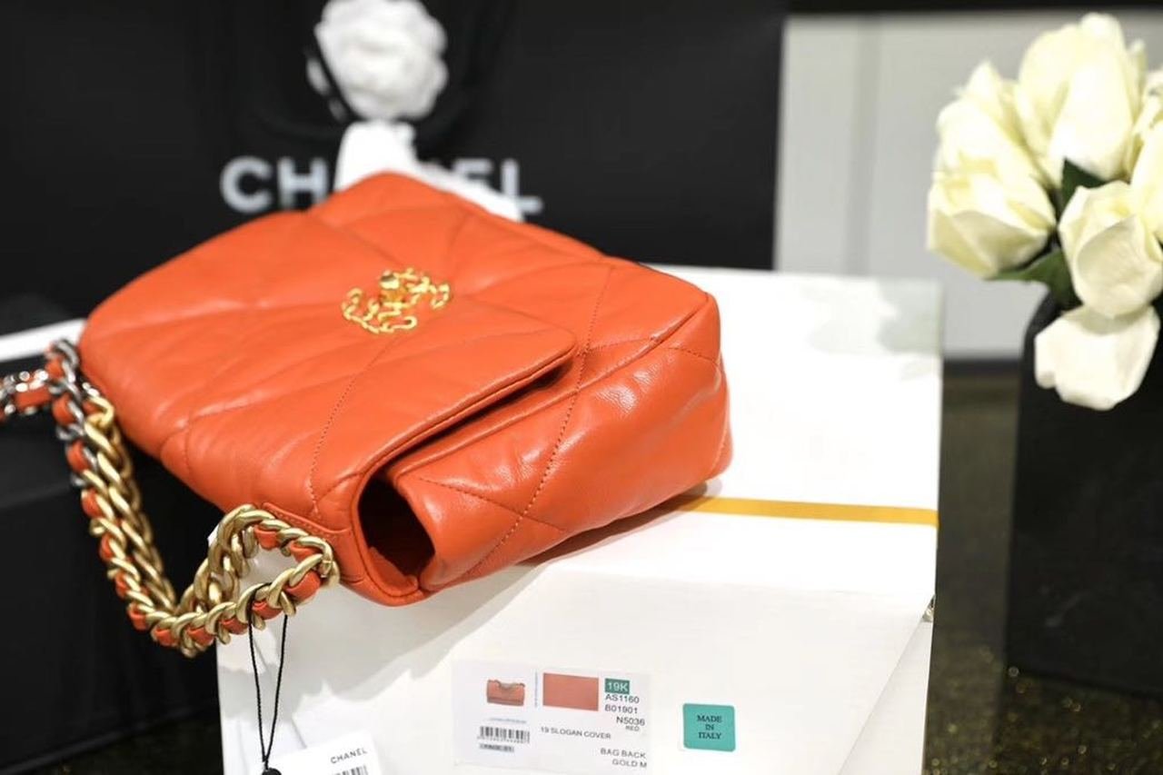 Chanel 19 Flap Bag 26cm Goatskin Leather Spring/Summer Act 1 Collection, Orange