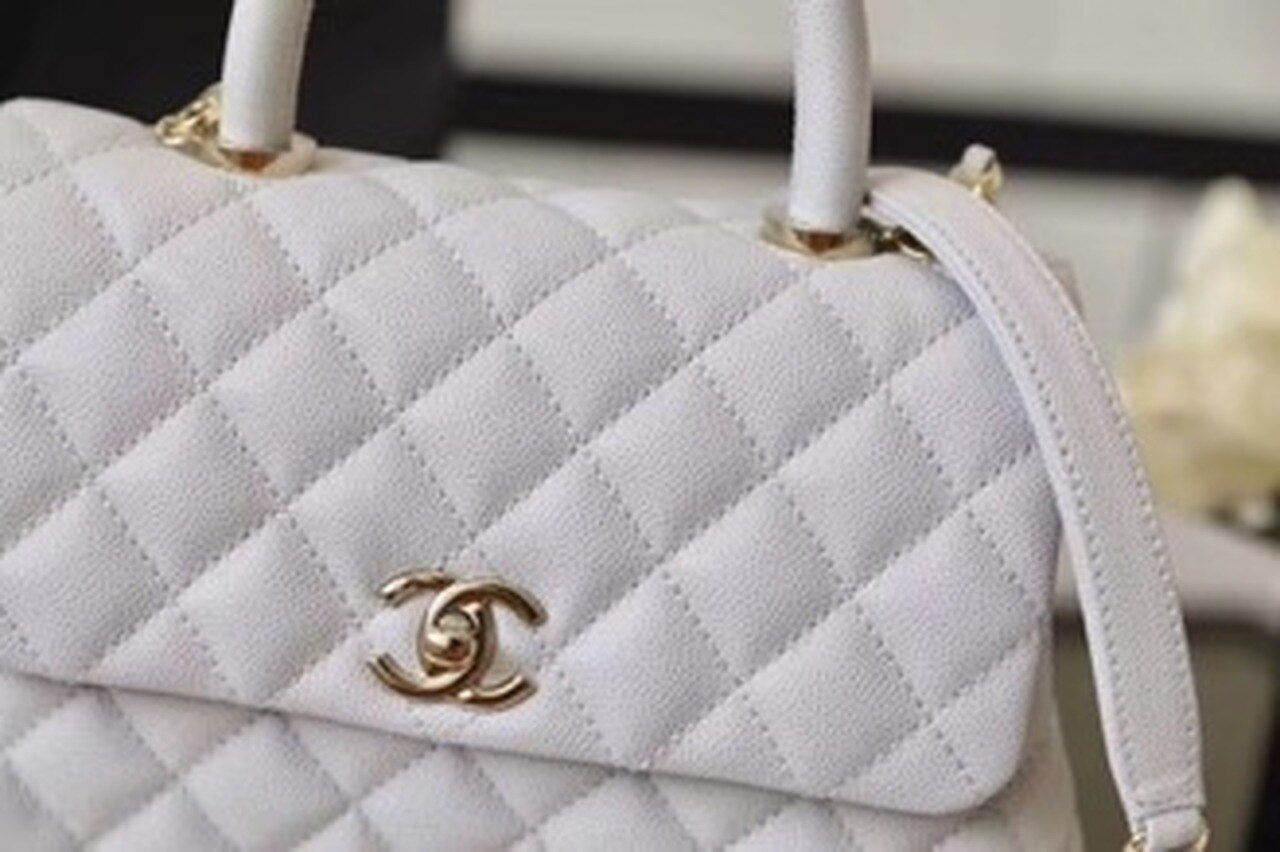 Chanel Coco Handle Quilted Handle Bag 24cm Caviar Leather Gold Hardware Spring/Summer Act 1 Collection White