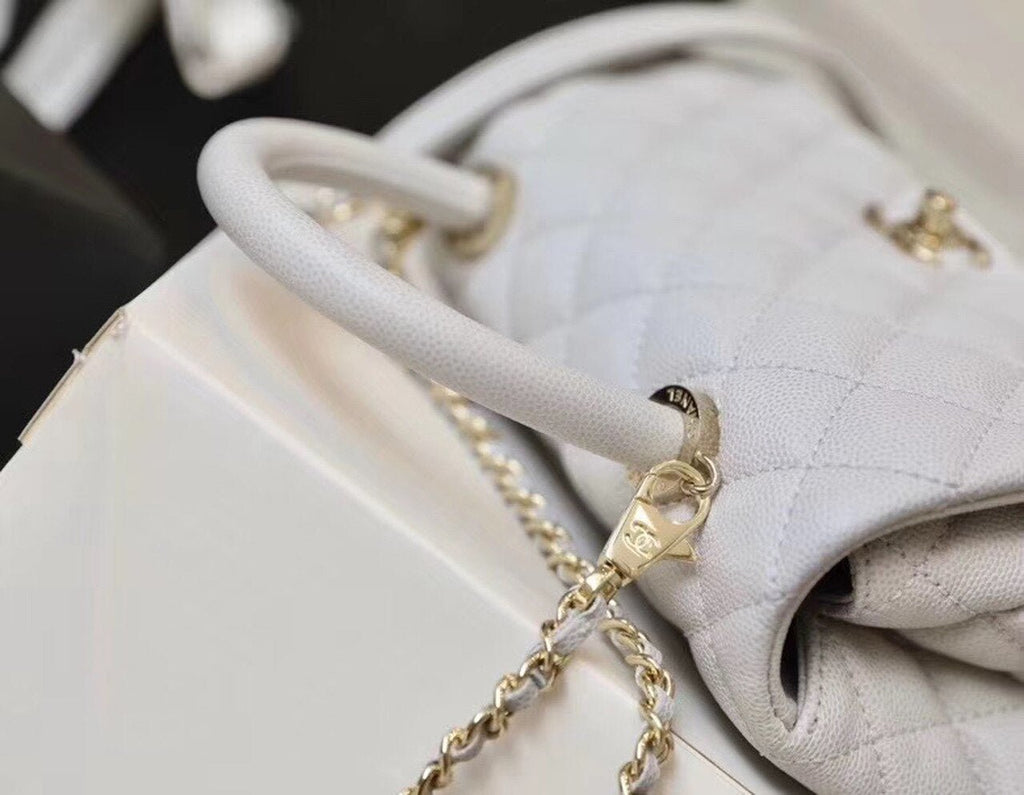 Chanel Coco Handle Quilted Handle Bag 24cm Caviar Leather Gold Hardware Spring/Summer Act 1 Collection White
