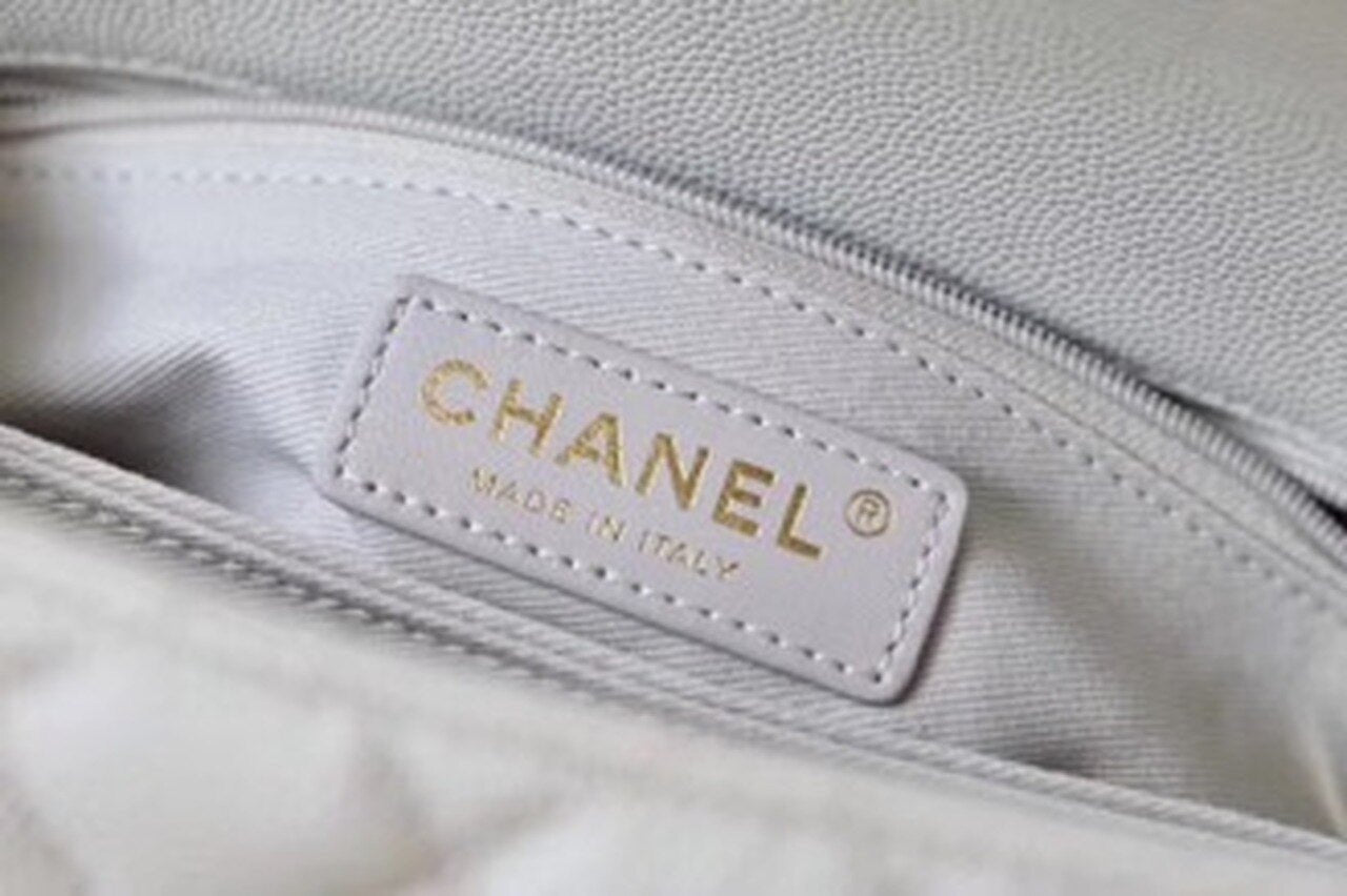 Chanel Coco Handle Quilted Handle Bag 24cm Caviar Leather Gold Hardware Spring/Summer Act 1 Collection White