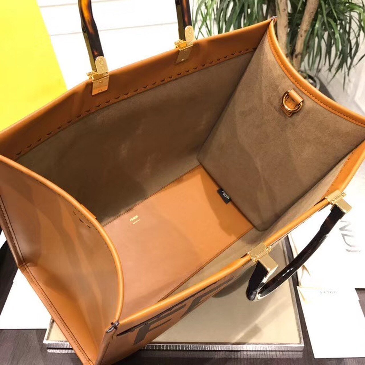 Fendi Sunshine Shopper Tote Bag 40cm Calfskin Leather Spring/Summer Collection, Brown