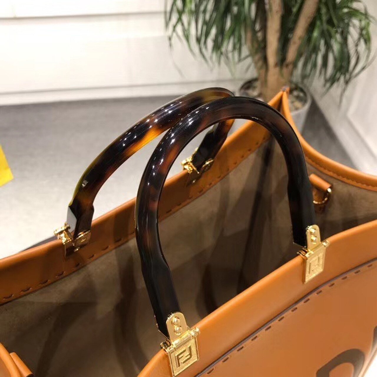 Fendi Sunshine Shopper Tote Bag 40cm Calfskin Leather Spring/Summer Collection, Brown