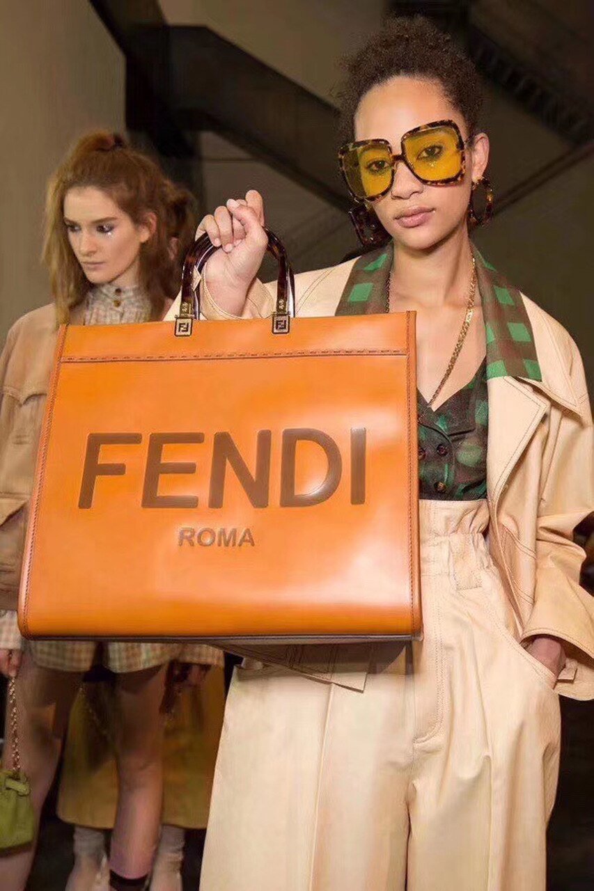 Fendi Sunshine Shopper Tote Bag 40cm Calfskin Leather Spring/Summer Collection, Brown