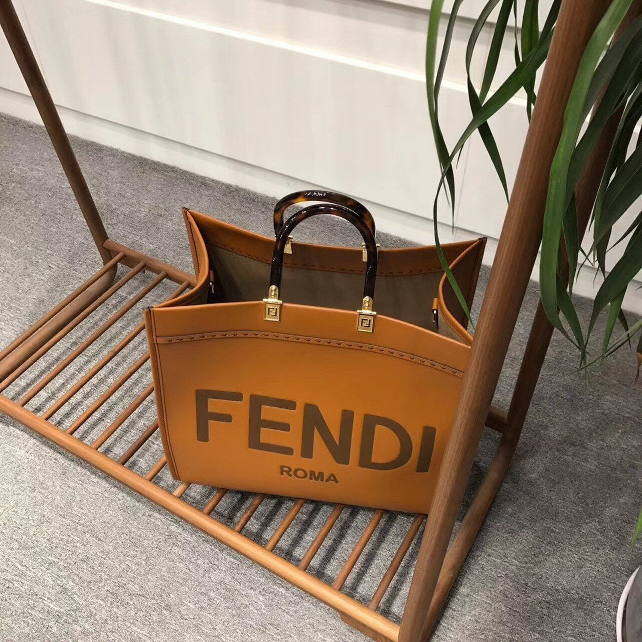 Fendi Sunshine Shopper Tote Bag 40cm Calfskin Leather Spring/Summer Collection, Brown