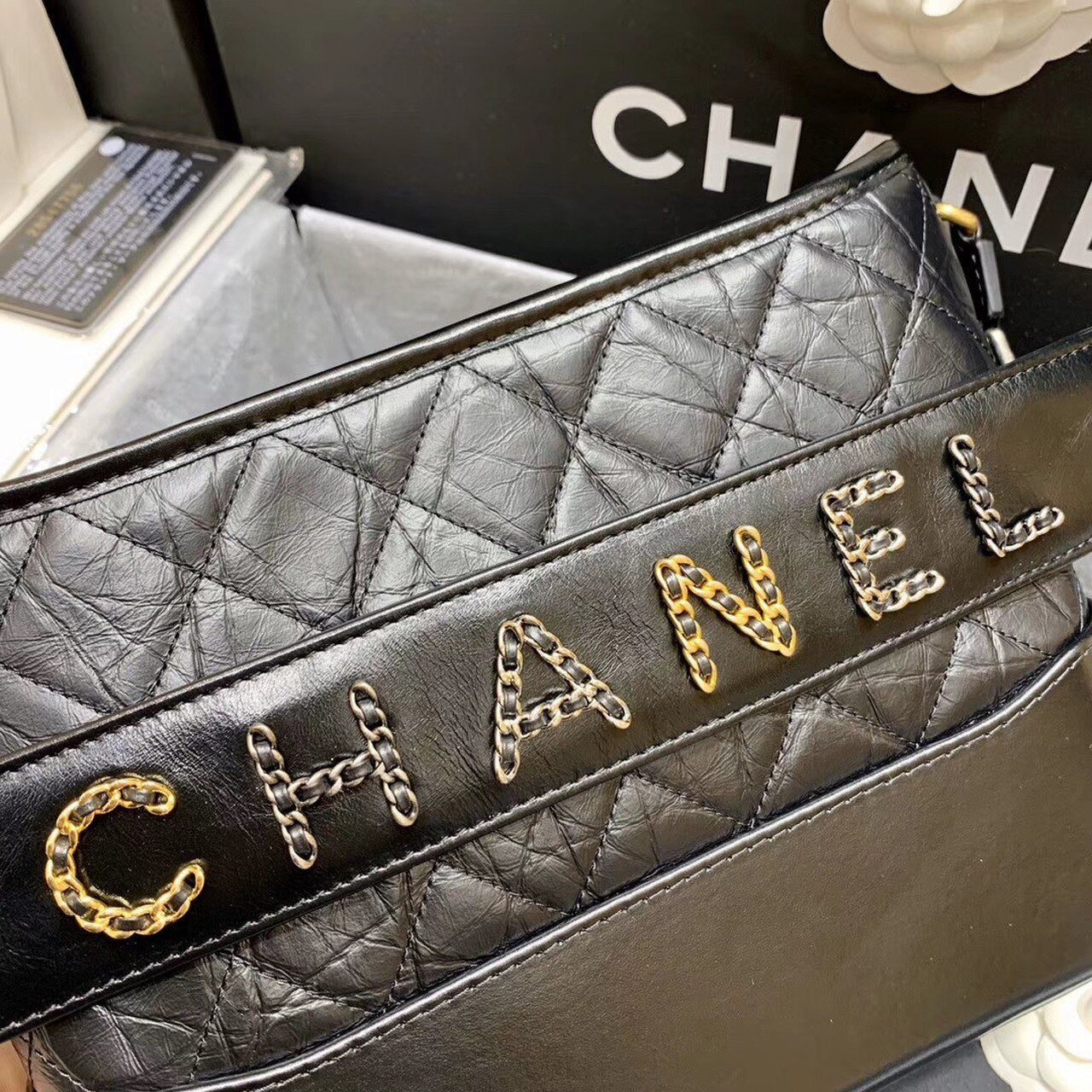 Chanel Gabrielle Hobo Bag 25cm AS1582 Bi-Color Hardware Aged Calfskin Leather Spring/Summer Act 1 Collection Black
