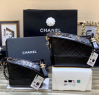 Chanel Gabrielle Hobo Bag 25cm AS1582 Bi-Color Hardware Aged Calfskin Leather Spring/Summer Act 1 Collection Black