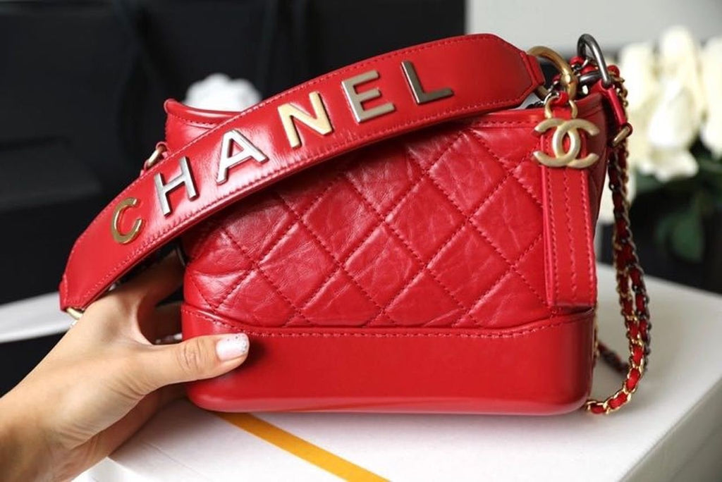 Chanel Gabrielle Hobo Bag 18cm AS0865 Bi-Color Hardware Aged Calfskin Leather Spring/Summer Act 1 Collection Red
