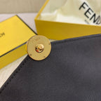 Fendi Hanld Bag 22cm Brown