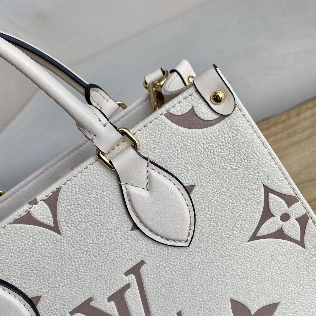 Louis Vuitton M45659 On The Go PM 25cm