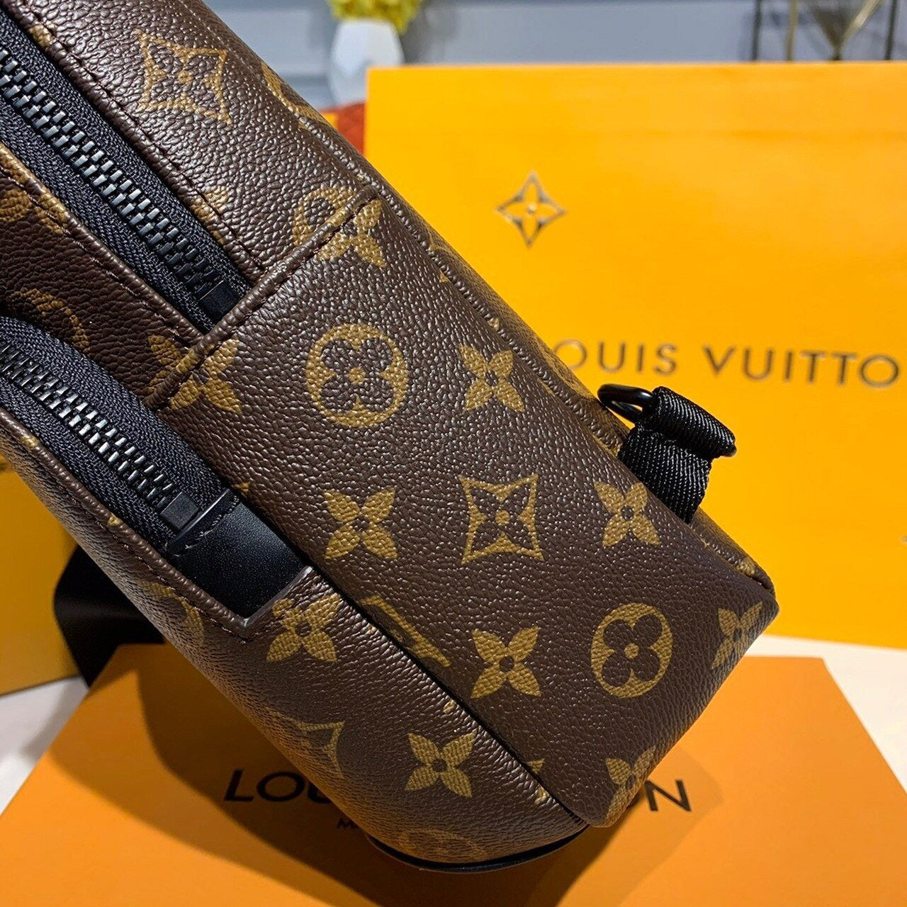 Louis Vuitton Avenue Sling Bag 32cm Monogram Canvas Spring/Summer Collection M41719, Brown