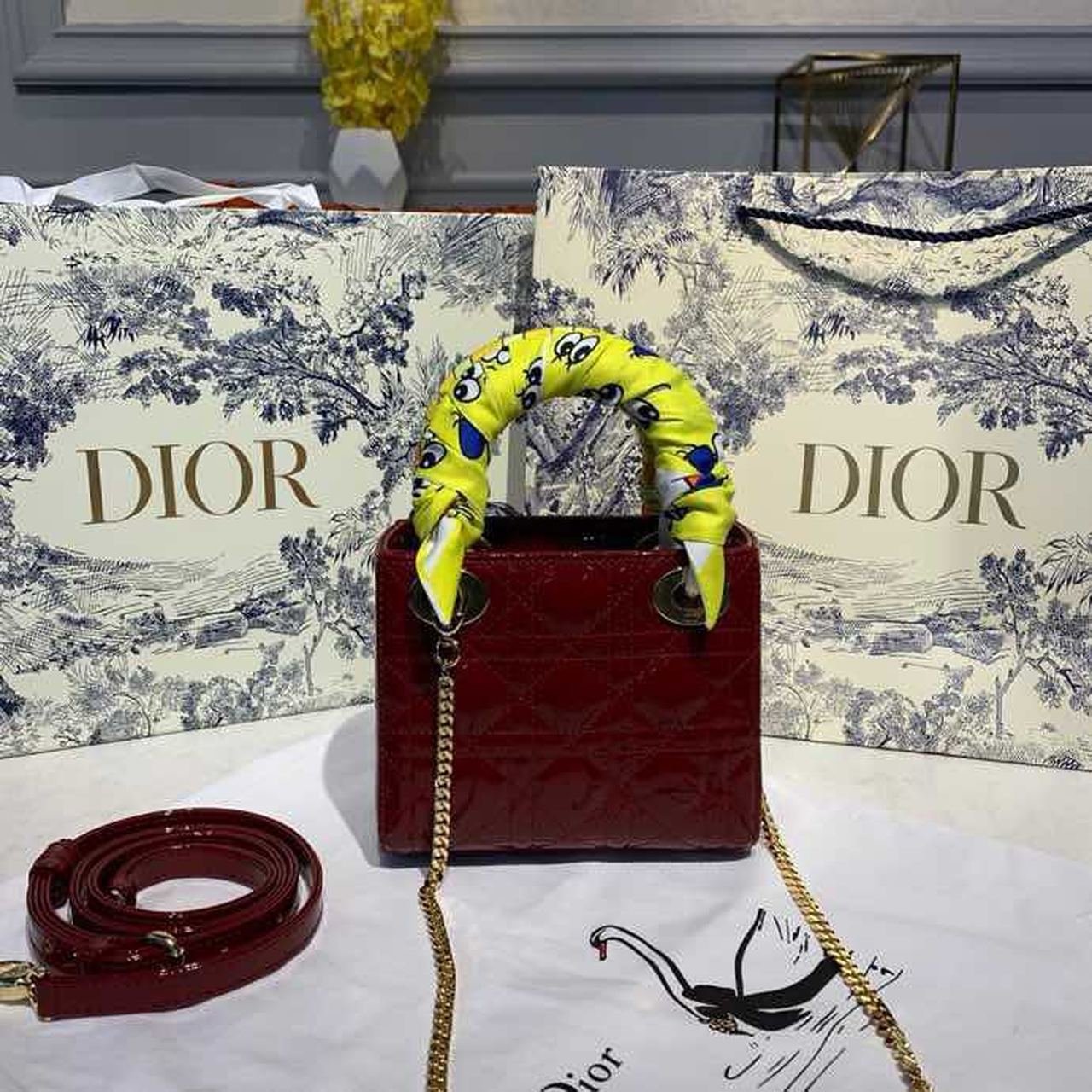Christian Dior Mini Lady Dior Bag 18cm with Chain Gold Hardware Patent Leather Spring/Summer Collection, Burgundy