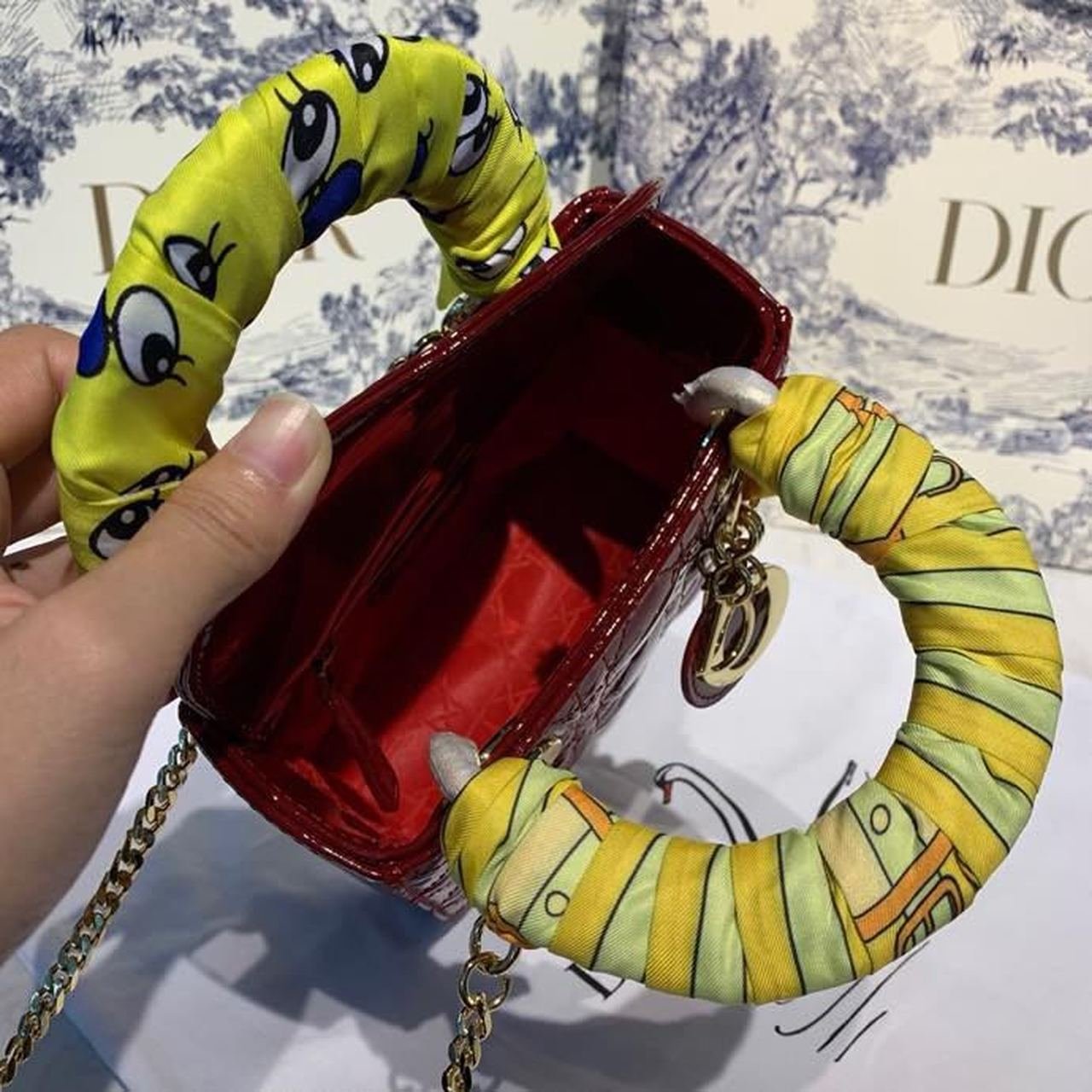 Christian Dior Mini Lady Dior Bag 18cm with Chain Gold Hardware Patent Leather Spring/Summer Collection, Burgundy