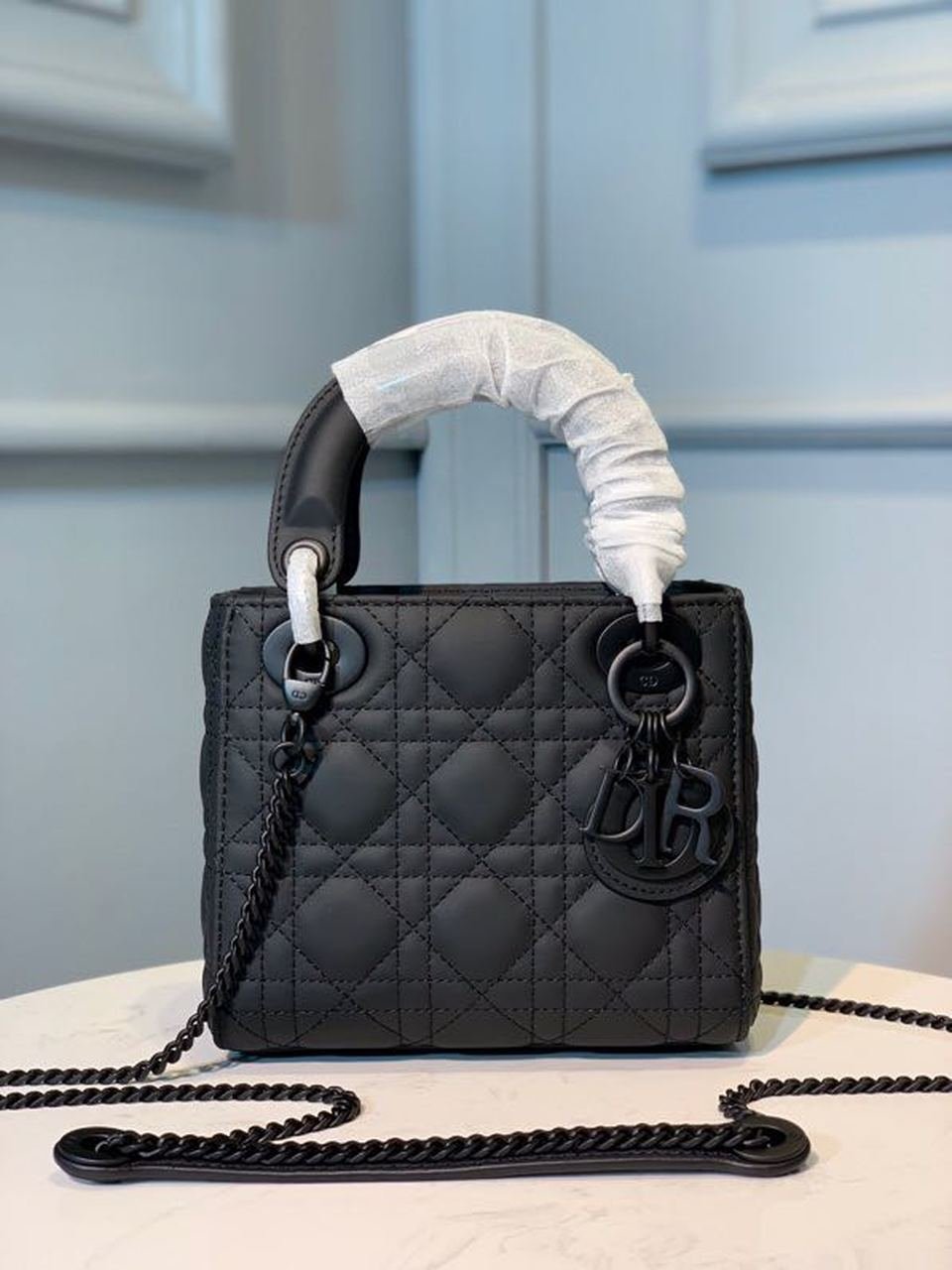 Christian Dior Mini Lady Dior Bag 18cm with Chain Matte Hardware Lambskin Leather Spring/Summer Collection Black