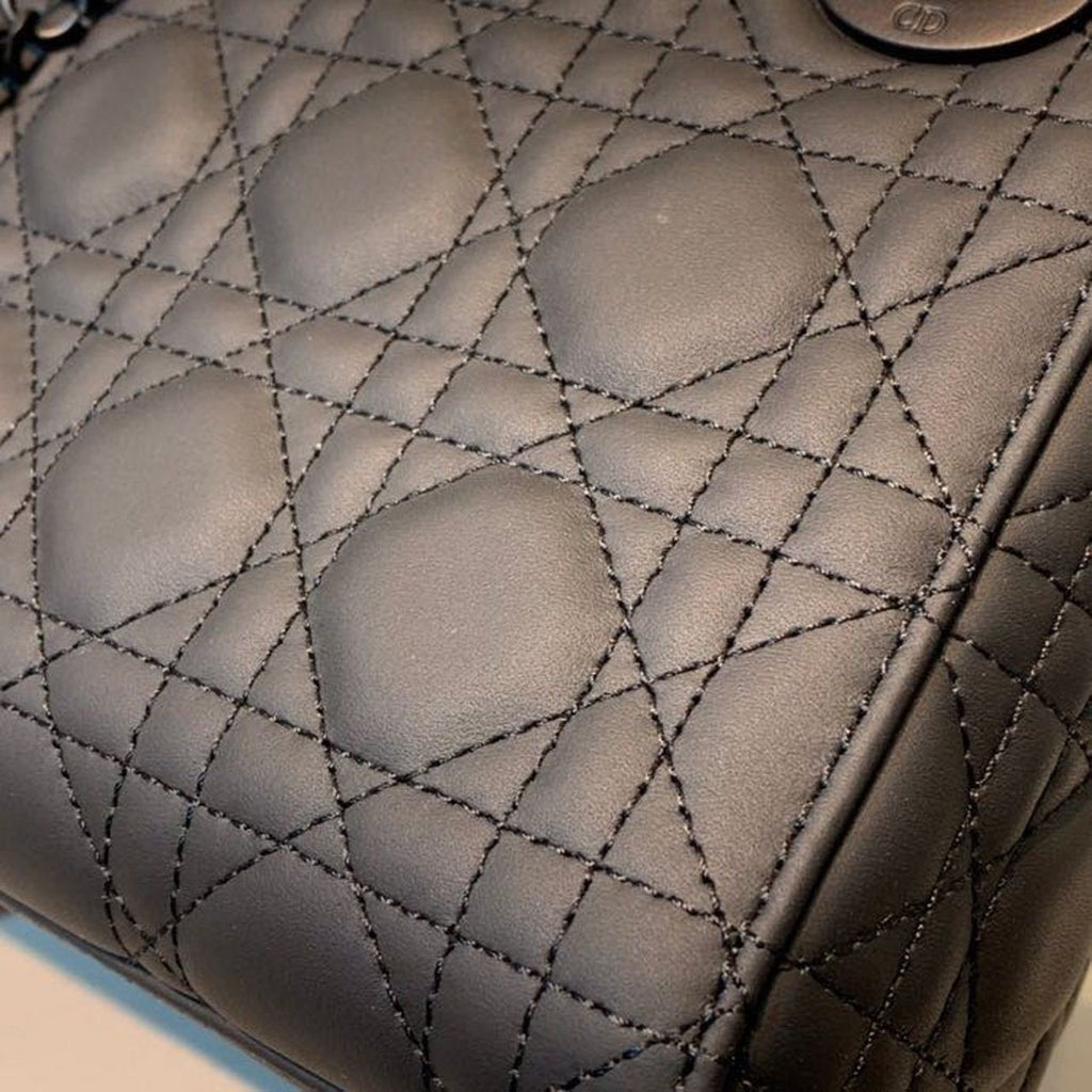 Christian Dior Mini Lady Dior Bag 18cm with Chain Matte Hardware Lambskin Leather Spring/Summer Collection Black