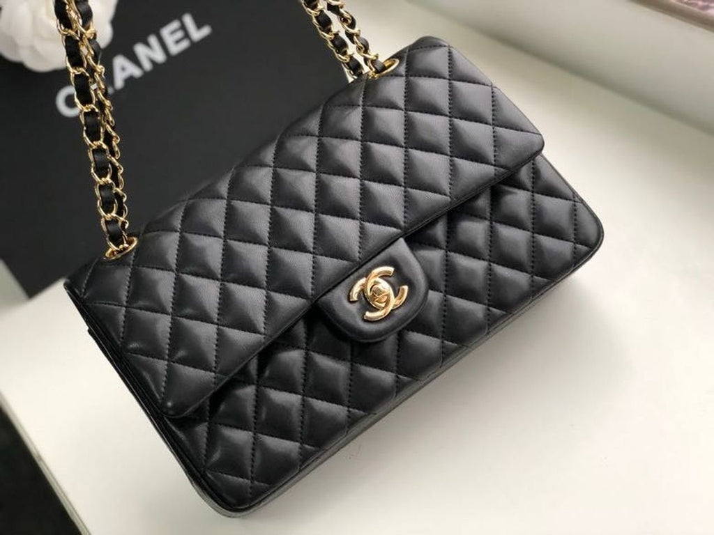 Chanel Classic Flap Bag 25cm Gold Hardware Lambskin Leather Spring/Summer Collection Black