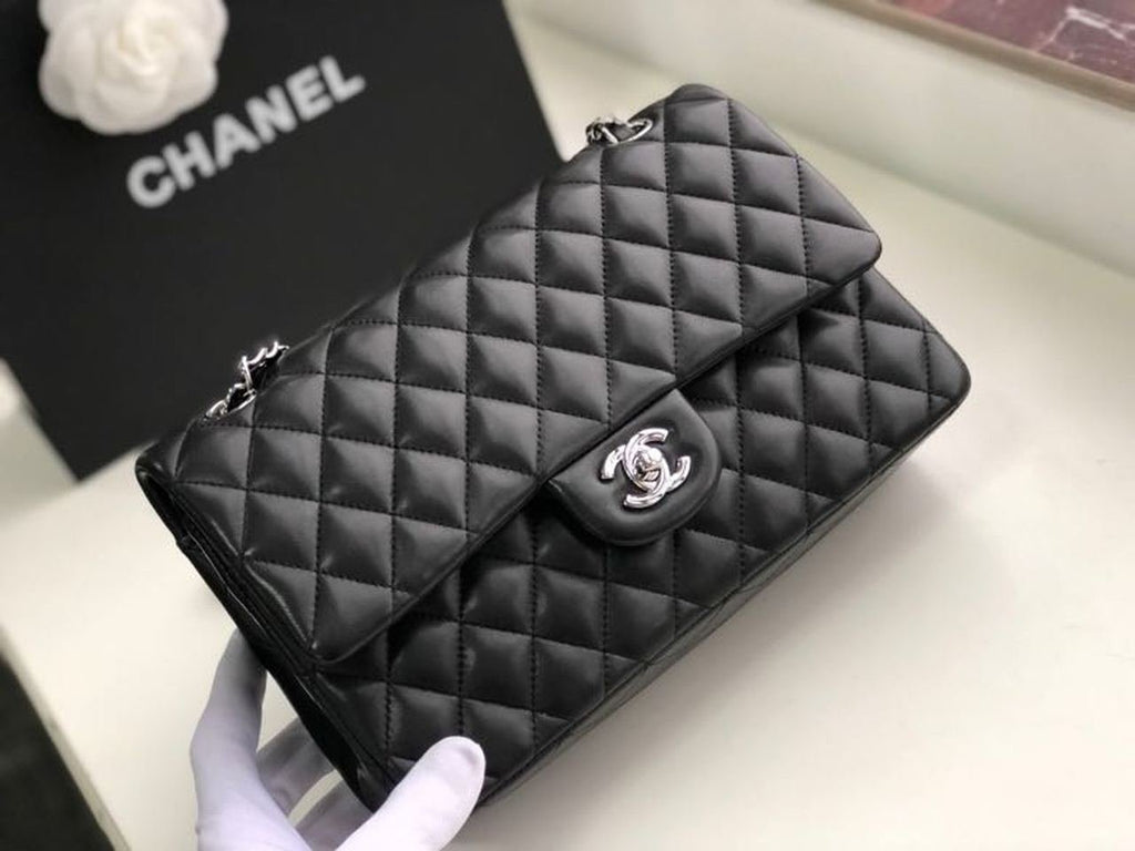 Chanel Classic Flap Bag 25cm Silver Hardware Lambskin Leather Spring/Summer Collection Black