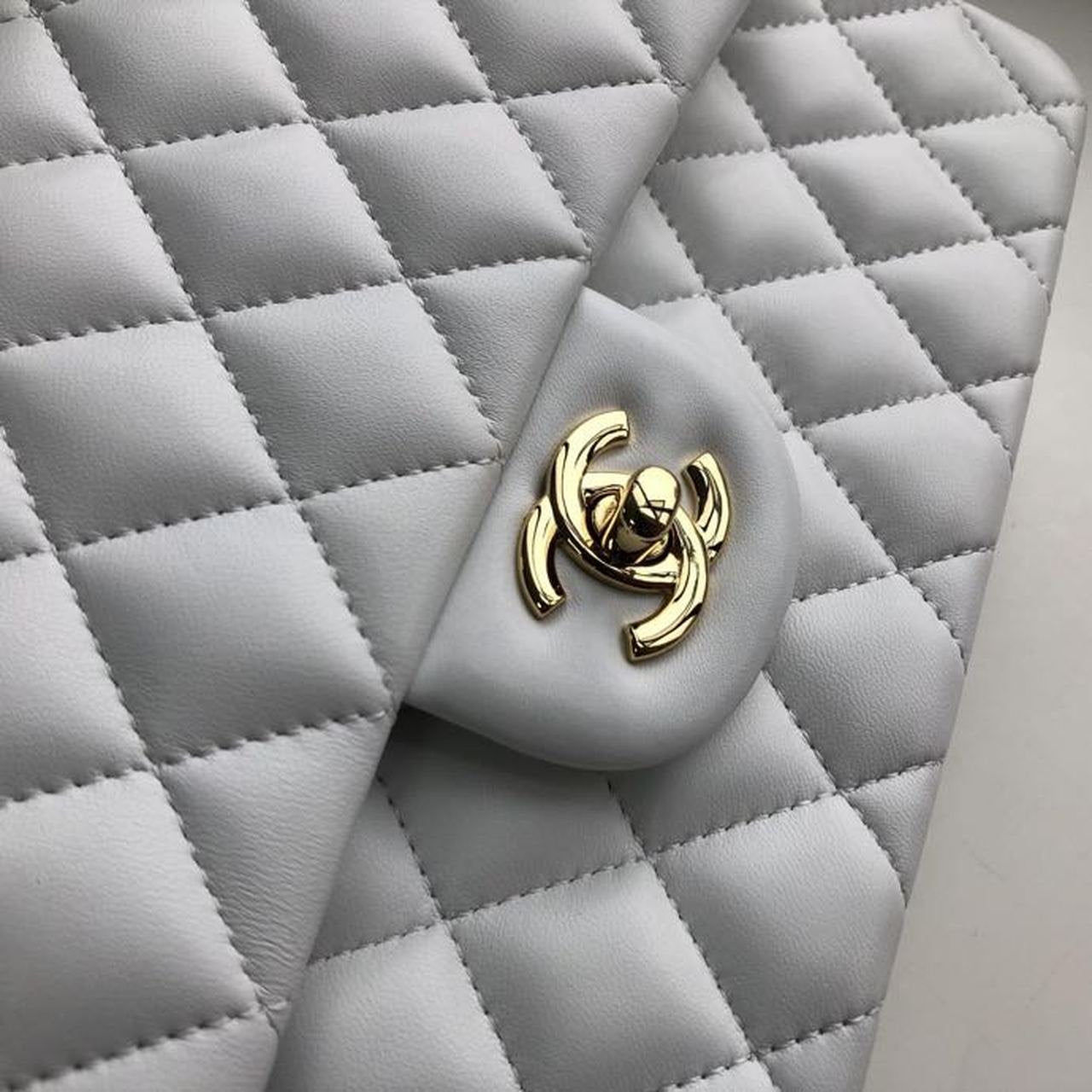 Chanel Classic Flap Bag 25cm Gold Hardware Lambskin Leather Spring/Summer Collection White