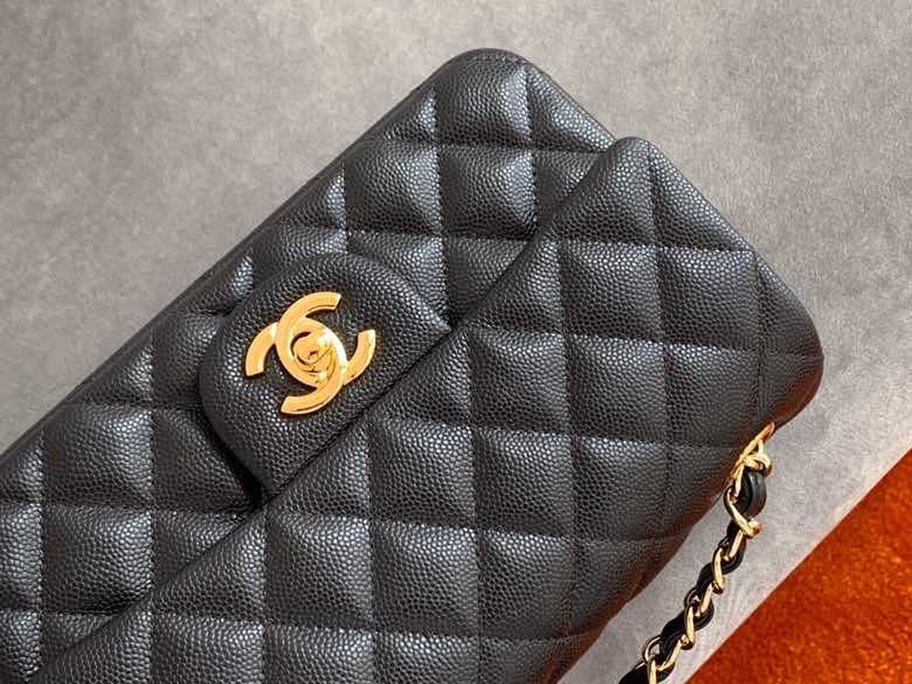Chanel Classic Flap Bag 20cm Gold Hardware Caviar Leather Spring/Summer Collection Black