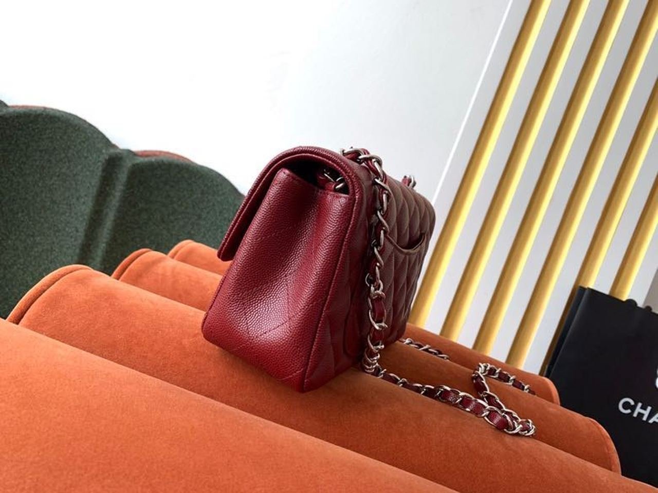 Chanel Classic Flap Bag 20cm Silver Hardware Caviar Leather Spring/Summer Collection Burgundy