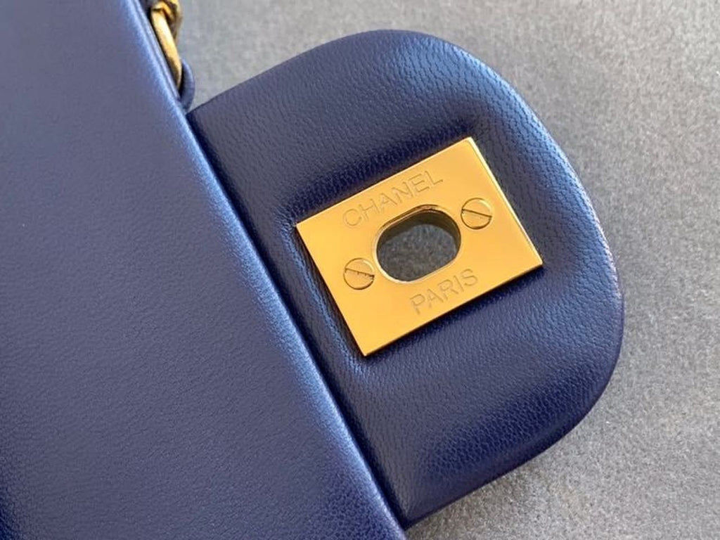 Chanel Classic Flap Bag 25cm Gold Hardware Lambskin Leather Spring/Summer Collection Navy Blue