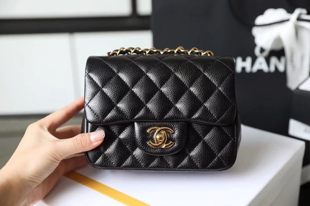 Chanel Classic Mini Flap Bag 18cm Gold Hardware Caviar Leather Spring/Summer Collection Black