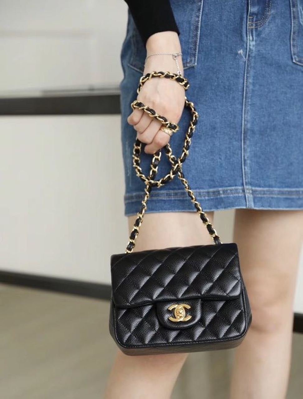 Chanel Classic Mini Flap Bag 18cm Gold Hardware Caviar Leather Spring/Summer Collection Black