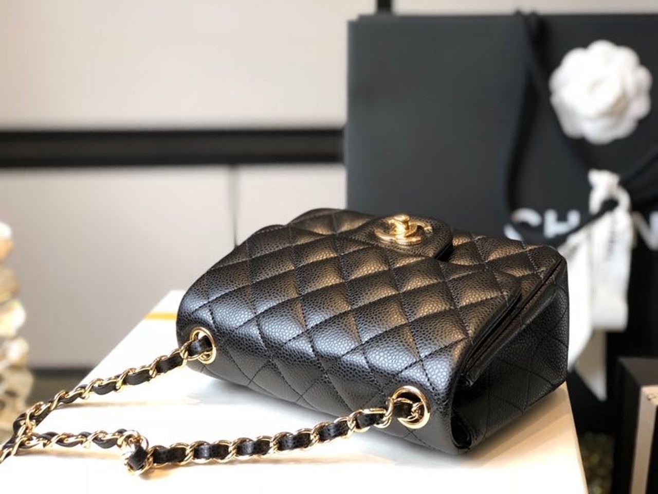 Chanel Classic Mini Flap Bag 18cm Gold Hardware Caviar Leather Spring/Summer Collection Black