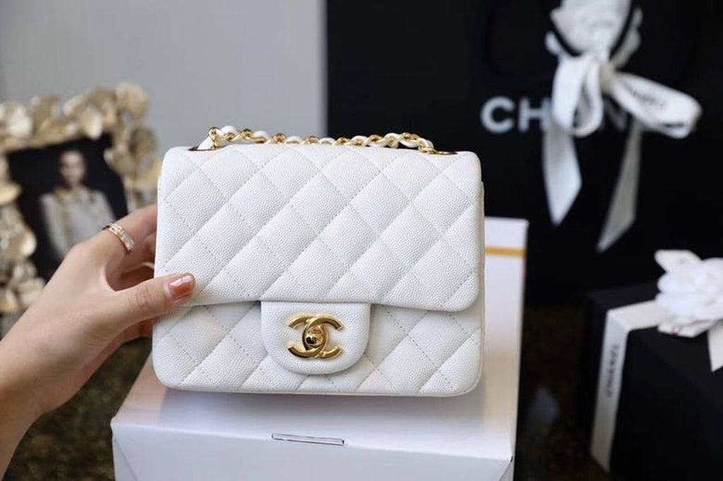 Chanel Classic Mini Flap Bag 17cm Gold Hardware Caviar Leather Spring/Summer Collection White
