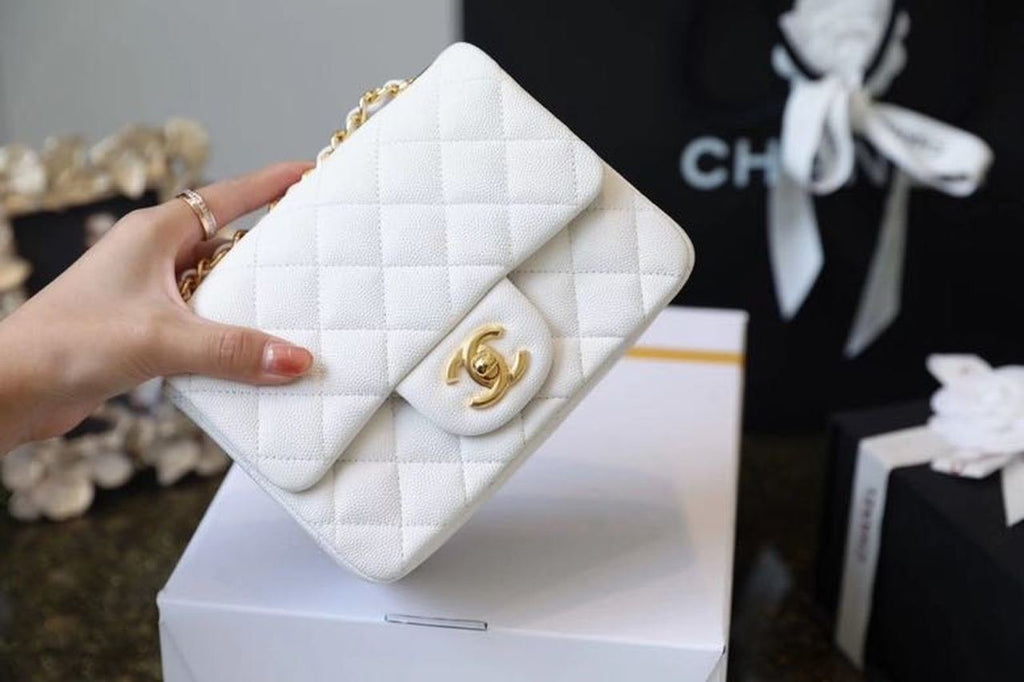 Chanel Classic Mini Flap Bag 17cm Gold Hardware Caviar Leather Spring/Summer Collection White
