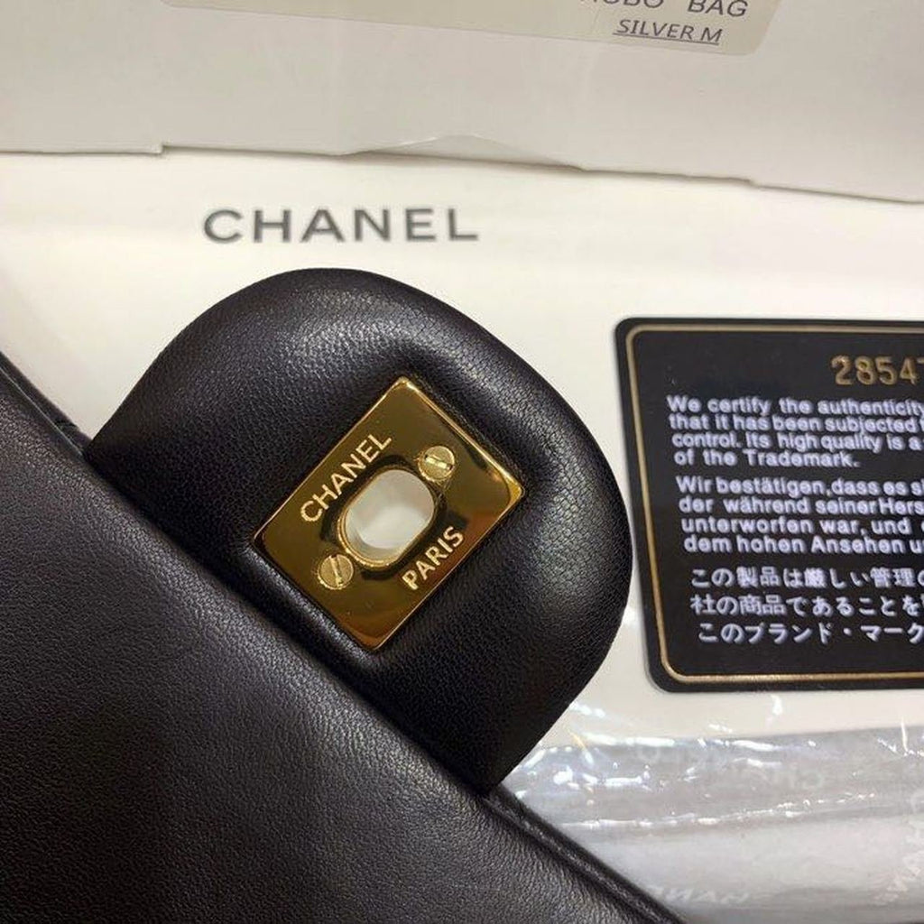 Chanel Classic Flap Bag 20cm Gold Hardware Lambskin Leather Spring/Summer Collection Black