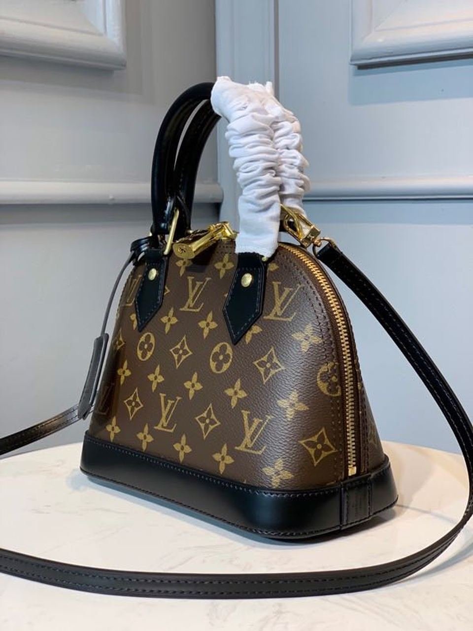 Louis Vuitton Alma BB Bag 25CM Monogram Canvas Spring/Summer Collection M53152, Brown