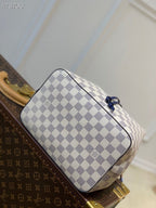 Louis Vuitton NeoNoe Bucket Bag MM Damier Azur Canvas Spring/Summer Collection N50042, Blue